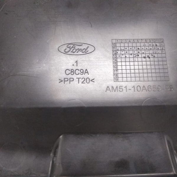 Tampa Caixa Bateria Ford Focus 1.6 2015 Detalhe