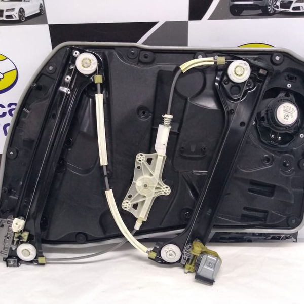 Maquina Vidro Dianteira Esquerda Mercedes Benz Cla 200 2015
