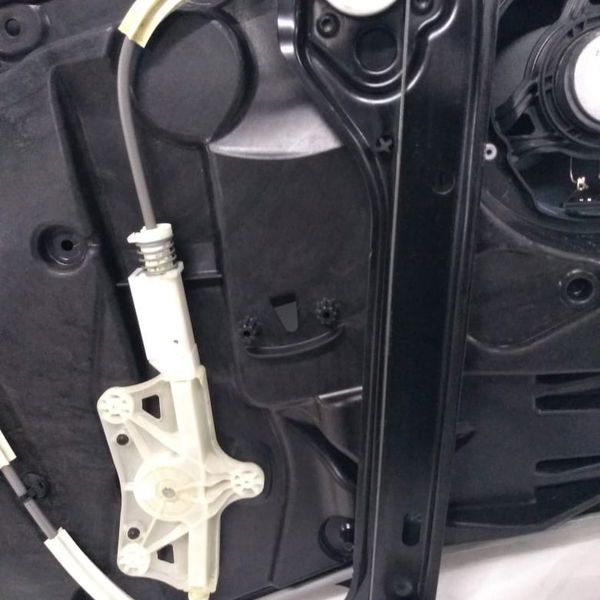 Maquina Vidro Dianteira Esquerda Mercedes Benz Cla 200 2015