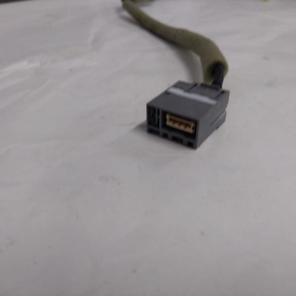 Cabo Usb Mercedes Benz Cla 200 2018
