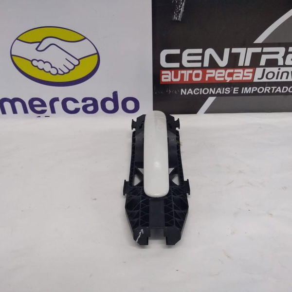 Maçaneta Externa Traseira Esquerda Vw Jetta Tsi 2.0 2017