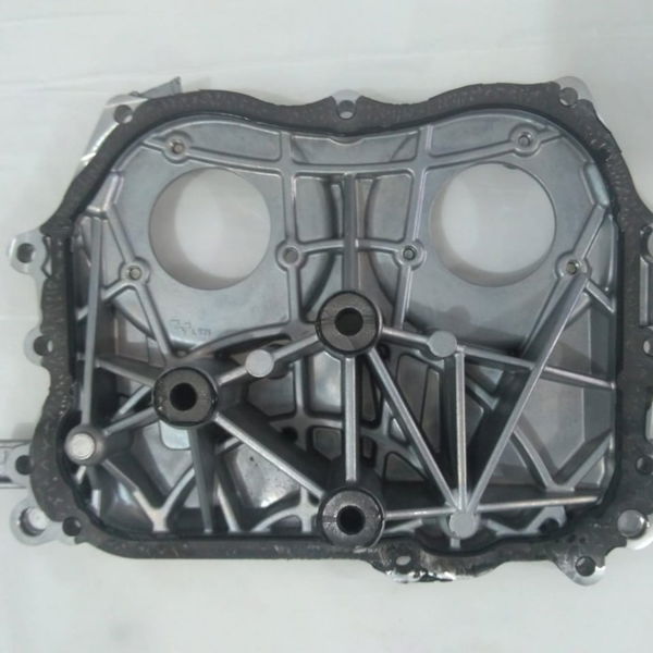 Tampa Cabeçote Mercedes Cla 200 Gla 200 A2700150400 