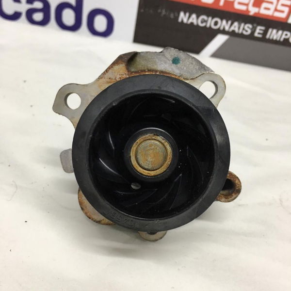 Bomba Agua Vw Jetta 2.0 Aspirado 2013