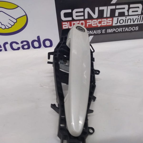 Maçaneta Externa Dianteira Esquerda Bmw 316i 2014