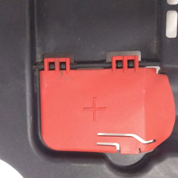 Acabamento Churrasqueira Bateria Bmw 316i 2014