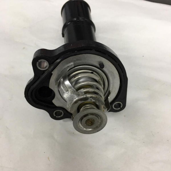 Flange Válvula Termostática Ford Focus Se 2017