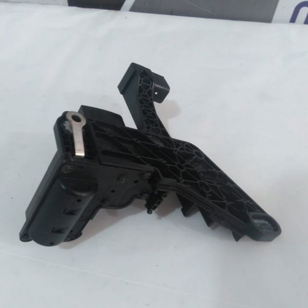 Terminal Polo Positivo Bateria Bmw 320i 2014 2015 