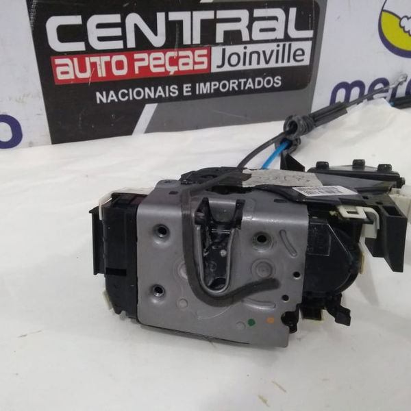 Fechadura Traseira Esquerda Mercedes Benz C180 2012