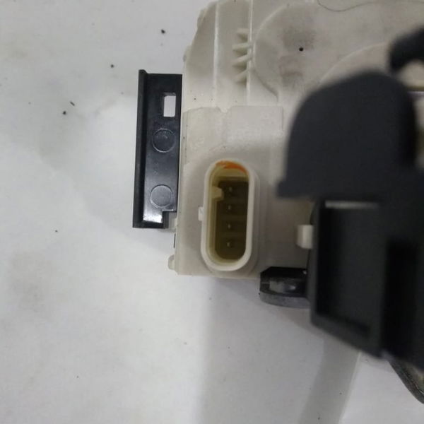 Fechadura Traseira Esquerda Mercedes Benz C180 2012