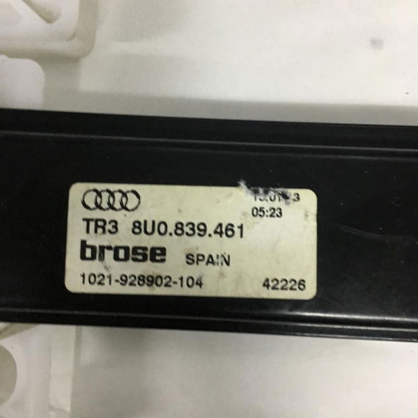 Máquina De Vidro Traseira Esquerda Audi Q3 2013  