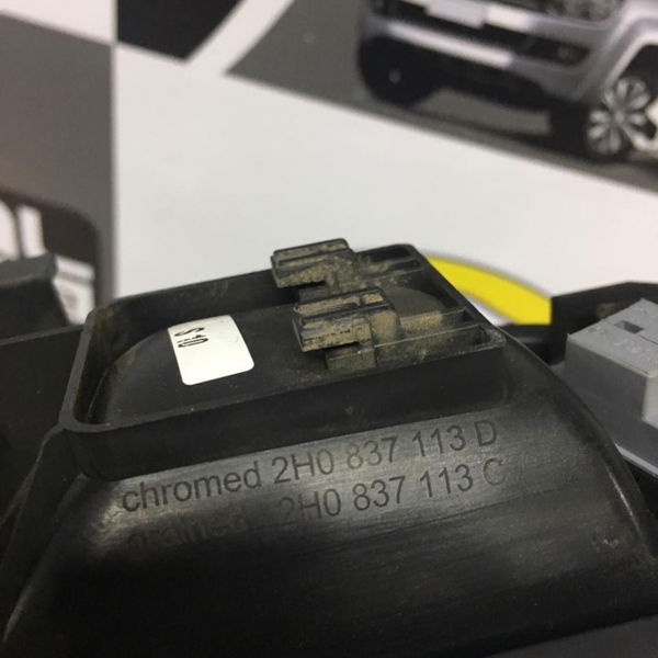 Maçaneta Interna Dianteira Esquerda Vw Amarok Highline 2012