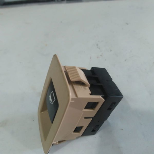 Comando Vidro Traseira Direita Bmw 320i 2014 2015 2016