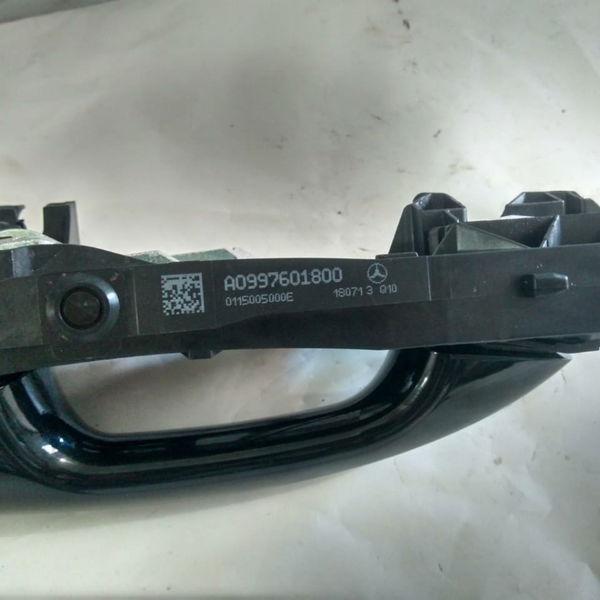 Maçaneta Externa Dianteira Direita Mercedes Benz C180 2018