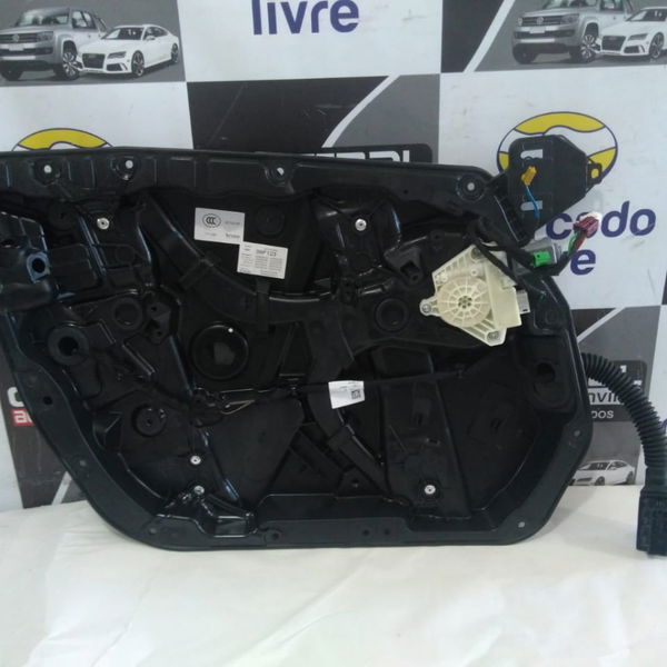 Máquina De Vidro Dianteira Esquerda Mercedes C180 2018