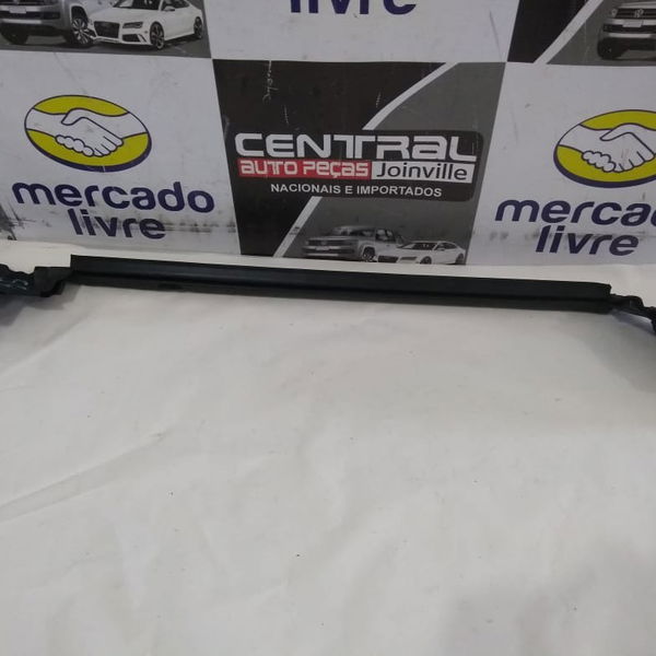 Pestana Interna Traseira Esquerda Mercedes Cla 200 2018