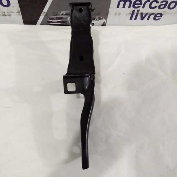 Suporte Esquerdo Alma Dianteira Volvo Xc60 T5 2014
