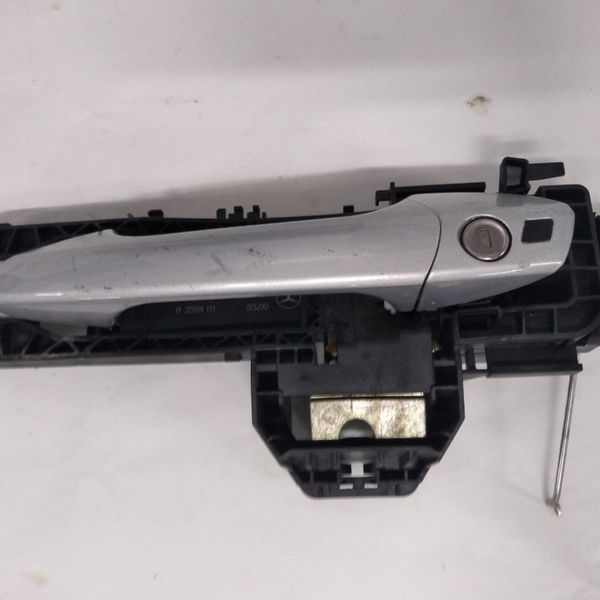 Maçaneta Externa Dianteira Esq. Mercedes Benz C180 2013