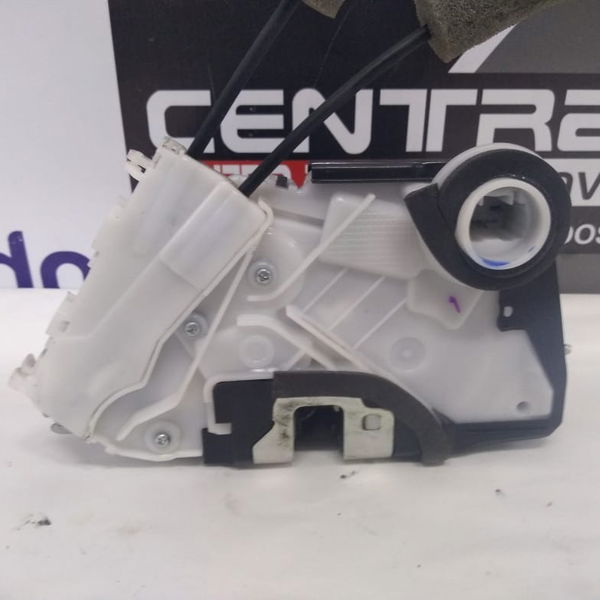 Fechadura Porta Dianteira Direita Honda Hrv 2015