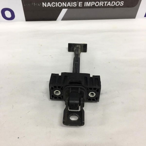 Limitador Porta Traseira Esquerda Amarok 2012 2013 2014