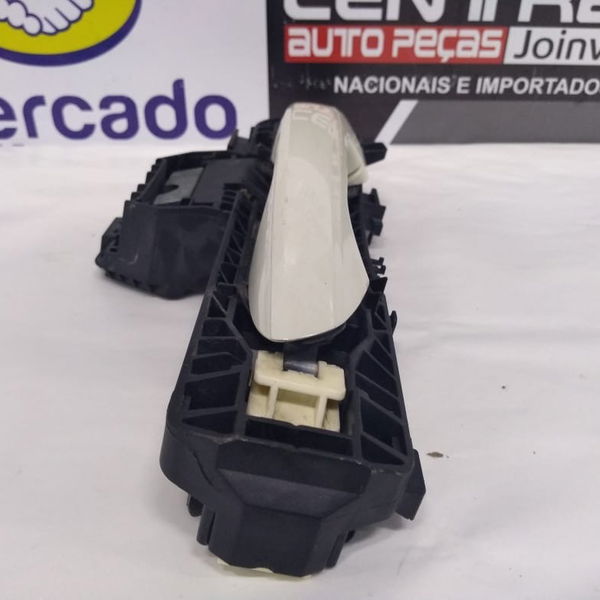 Maçaneta Externa Dianteira Direita Mercedes Benz C250 2011
