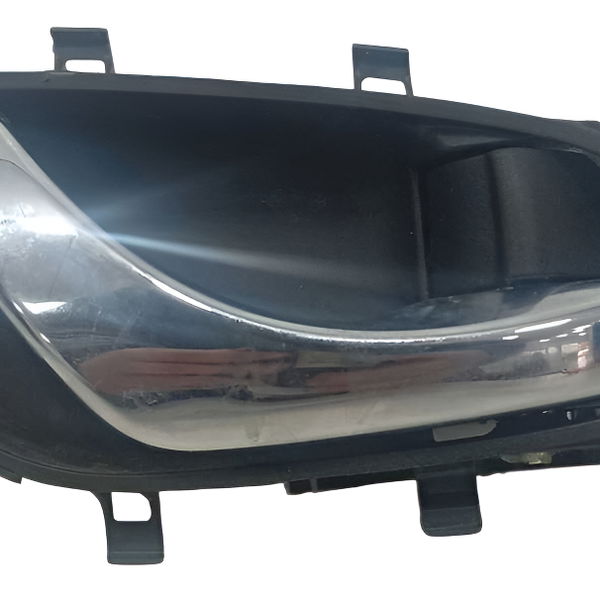 Maçaneta Interna Porta Traseira Direita Nissan Frontier 2022 Cinza Traseira