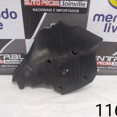 Protetor Bandeja Traseira Esquerda Bmw 320i Gt 2015 Detalhe