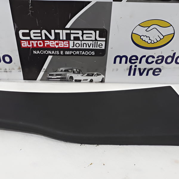 Acabamento Coluna Dianteira Direita Volkswagen Amarok 2010