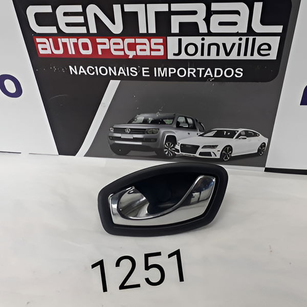 Maçaneta Interna Traseira Esquerda Renault Fluence 2016 2017 Preto Traseira