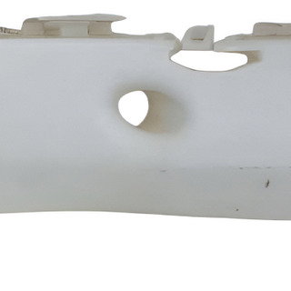 Guia Parachoque Dianteiro Esquerdo Nissan Frontier 2022