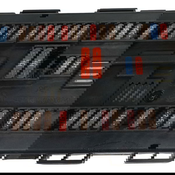 Caixa Fusível Bmw 320i 2014 10688710