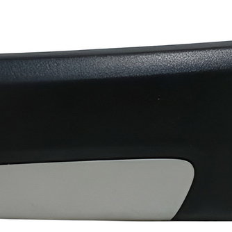 Puxador Porta Dianteira Direita Chevrolet Tracker 12t 2023 Preto