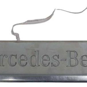 Aplique Soleira Porta Dia Esq Mercedes Cls 450 Amg 2019 Prata