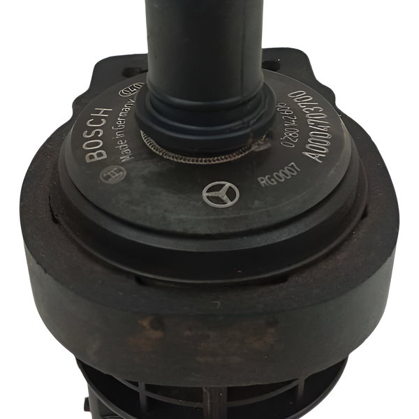 Válvula Filtro Canister Mercedes Cls 450 2019 A0004703700