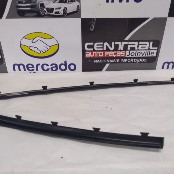 Moldura Vidro Fixo Traseiro Esquerdo Bmw 320i Gt Sport 2015