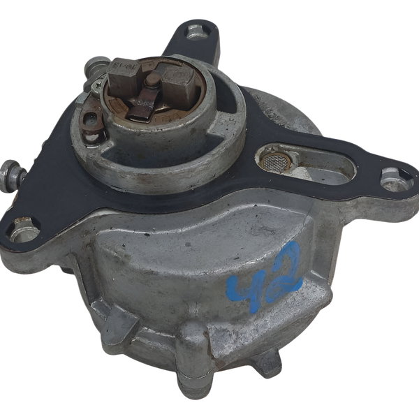 Bomba Vácuo Gm Tracker 2021