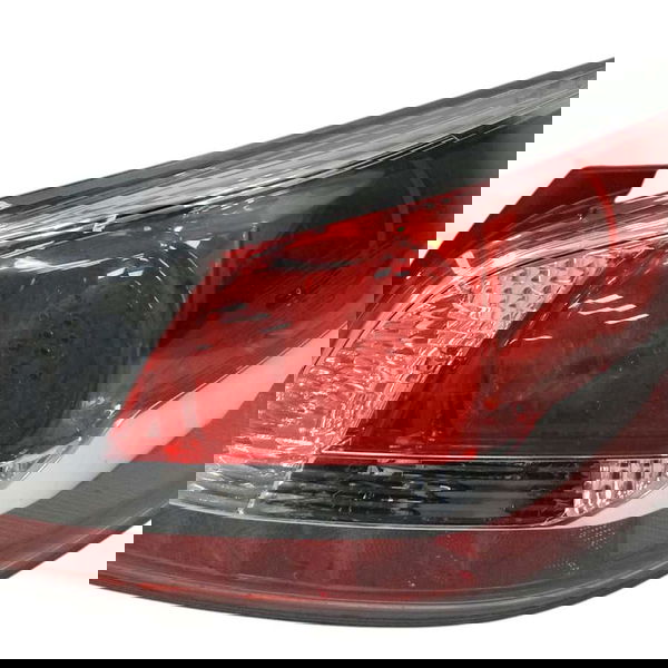 Lanterna Direita  Nissan Altima 2014/15 Detalhe  Direito/passageiro Vermelho