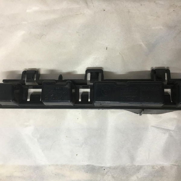 Suporte Caixa Ar Lado Direito Bmw 320i Gt 2015