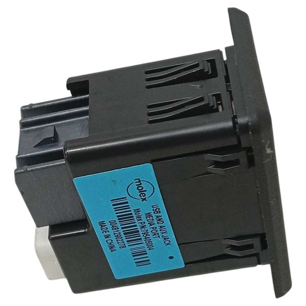 Entrada Usb Aux Nissan Kicks 2019 Preto