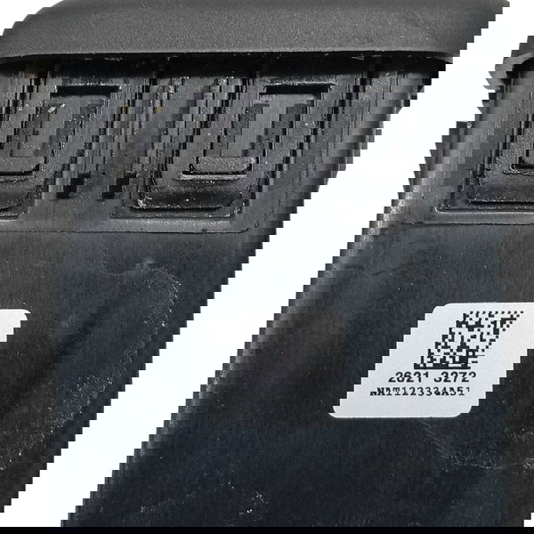 Tomada Usb Chvrolet Tracker 12t 2023 Preto