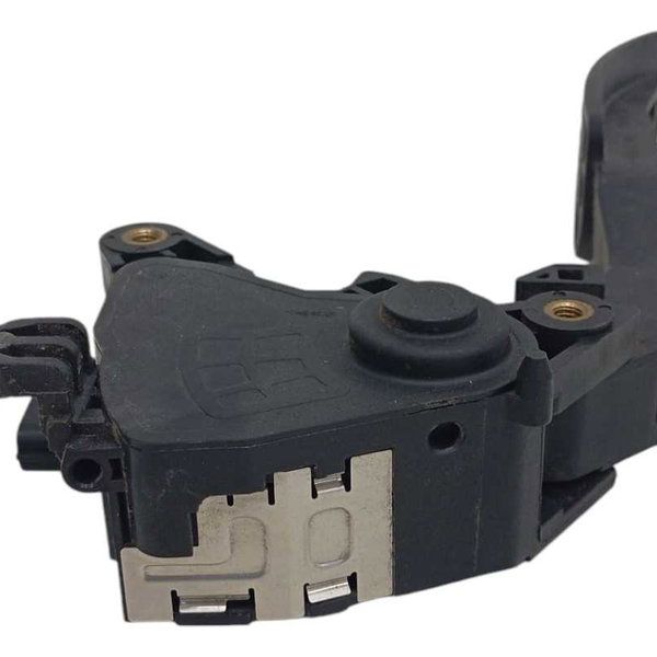 Pedal Acelerador Nissan Sentra 2015 180023ra0a Preto