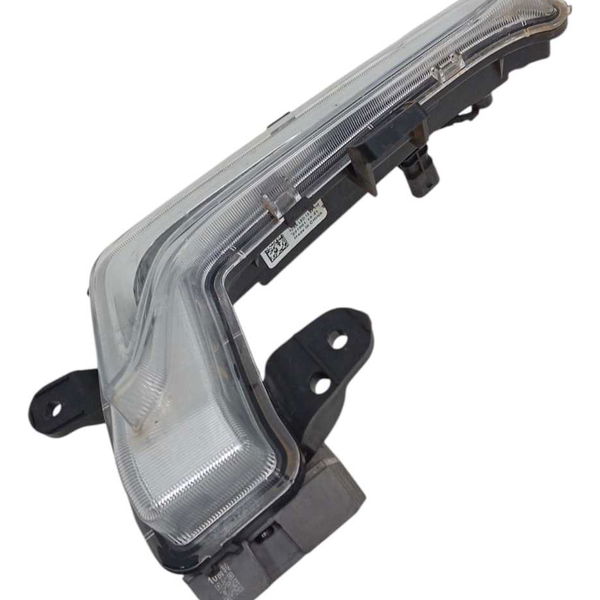 Farol Auxiliar Esquerdo  Chvrolet Tracker 12t 2023 Esquerdo/motorista