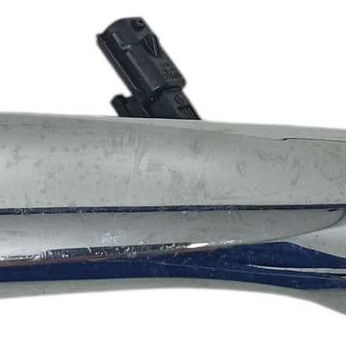 Maçaneta Externa Dianteira Direita Nissan Kicks 2019 Cinza Dianteira