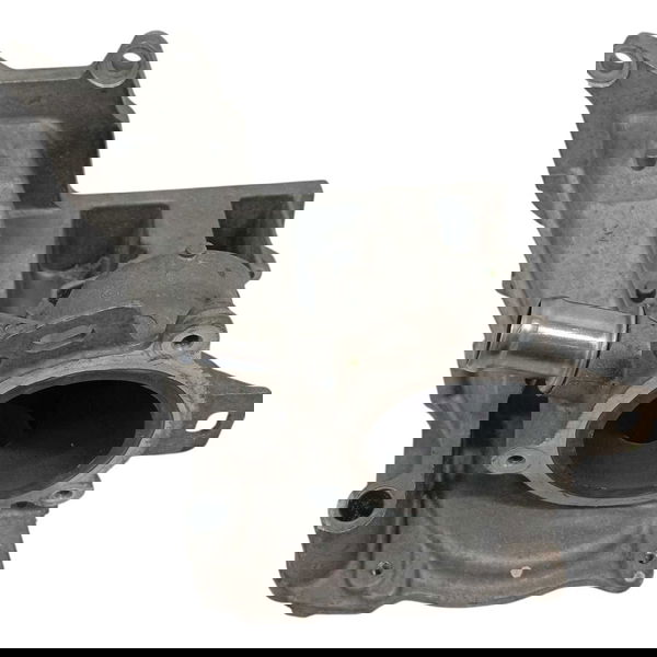 Carcaça Bomba Agua Chevrolet Tracker 12t 2023