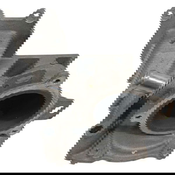 Carcaça Bomba Agua Chevrolet Tracker 12t 2023