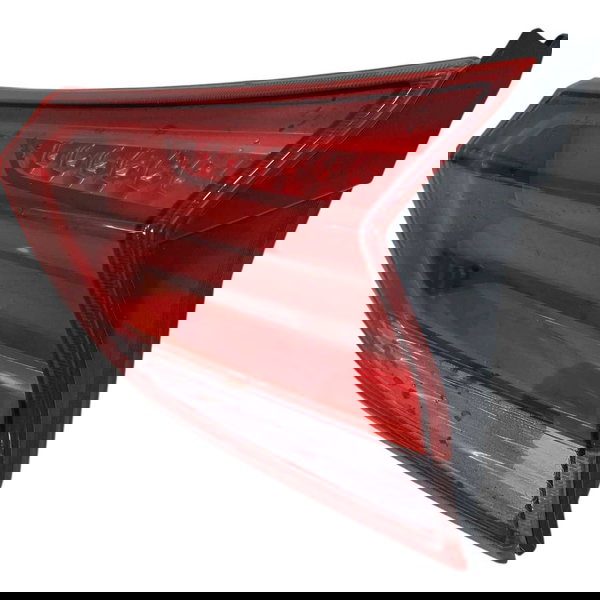 Lanterna Direita Tampa Traseira Chevrolet Tracker 12t 2023 Direito/passageiro Preto