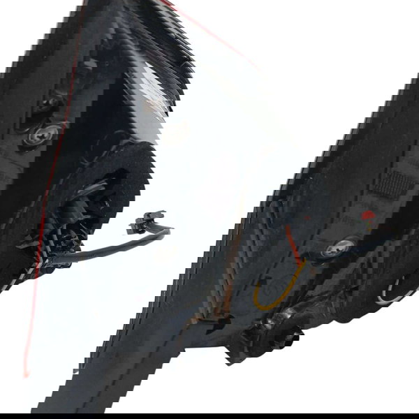 Lanterna Direita Tampa Traseira Chevrolet Tracker 12t 2023 Direito/passageiro Preto