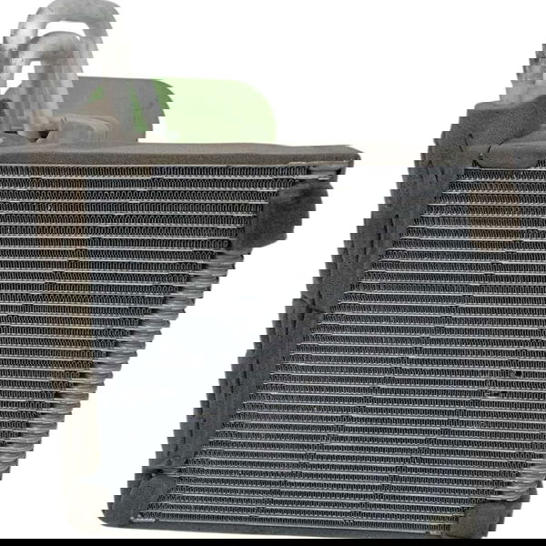 Radiador Ar Frio Nissan Versa 2022 Á 2022