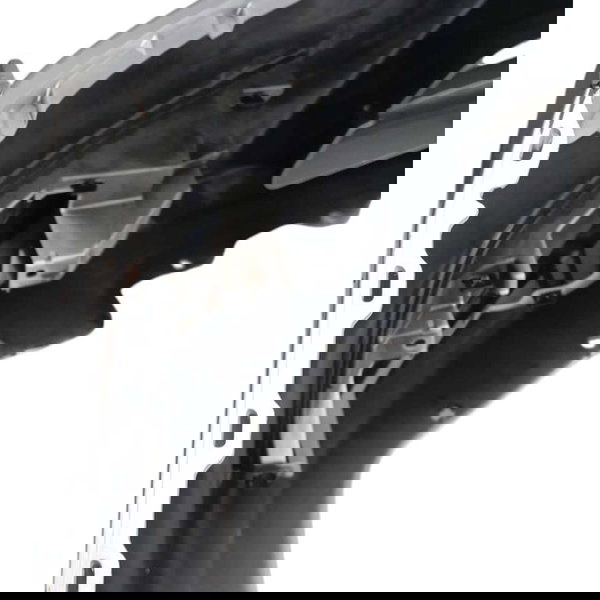 Para-choque Dianteiro Nissan Versa 2019  Prata