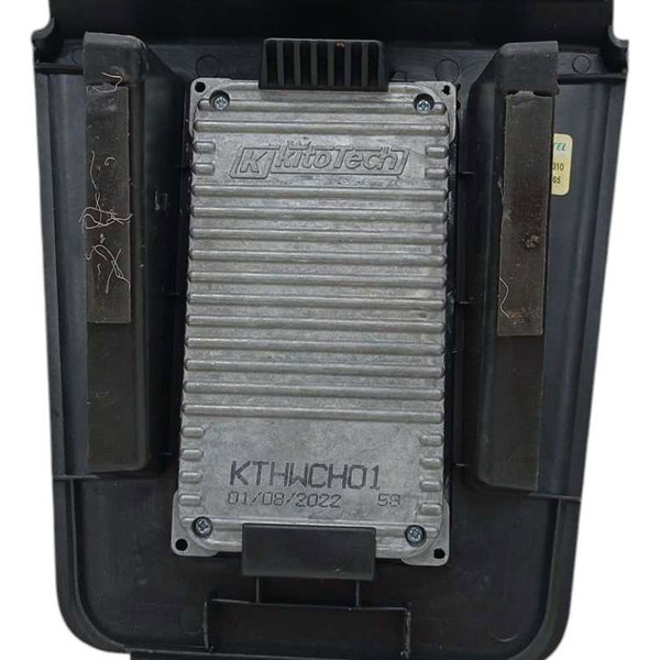 Carregador Induçao Painel Nissan Versa 2022/25  Preto