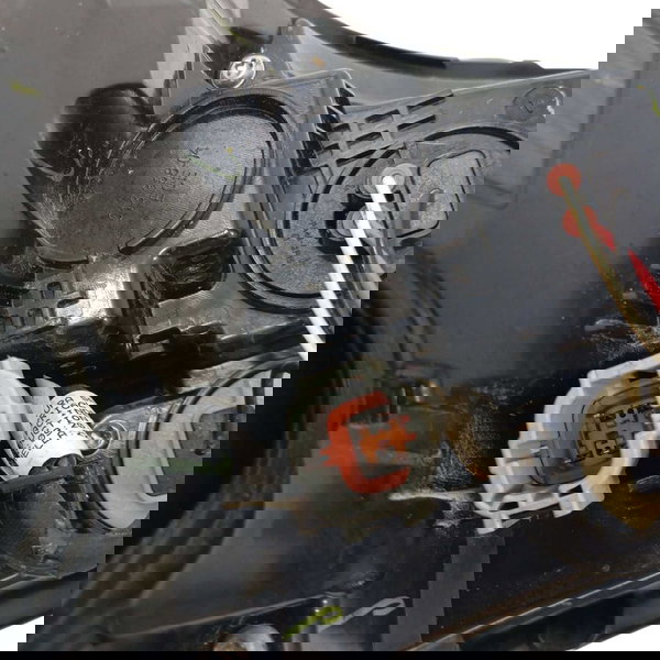 Lanterna Direita Nissan Versa 2022 Á 2025 Direito/passageiro Vermelho